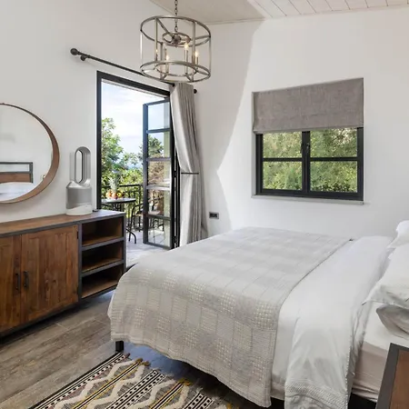 Petra House - Renovated Stone With Courtyard Casa vacanze