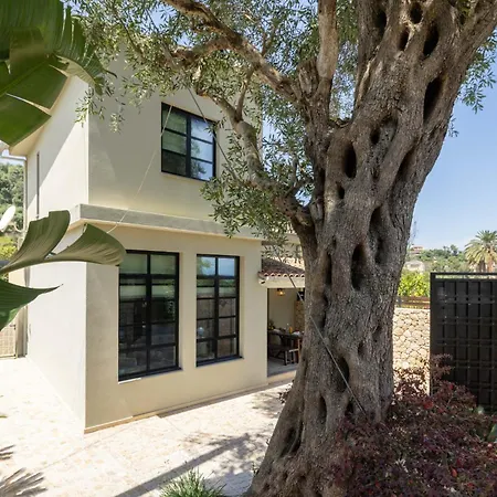 Casa vacanze Petra House - Renovated Stone With Courtyard
