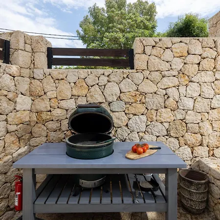 Petra House - Renovated Stone With Courtyard Casa vacanze