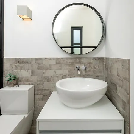 Petra House - Renovated Stone With Courtyard Perama (Corfu)
